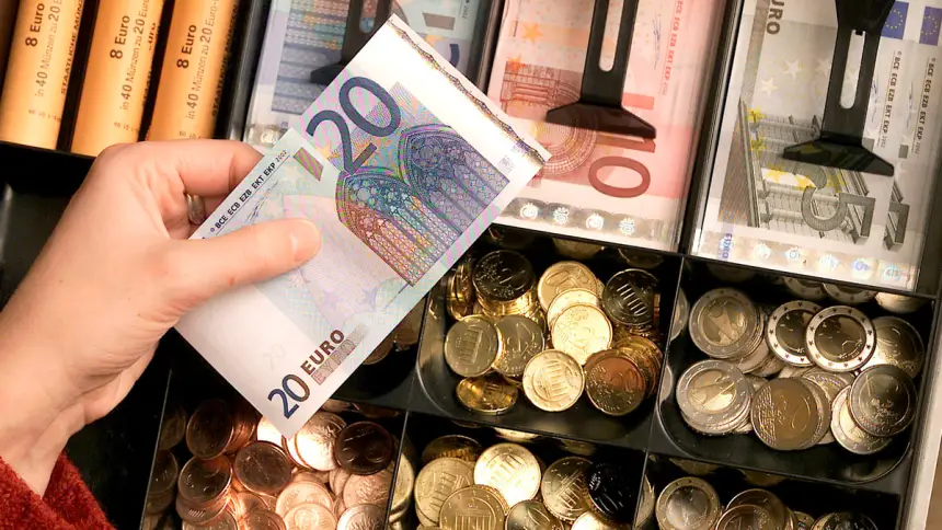 Европа заберет у России 3 млрд. евро, но потеряет триллионы Европа заберет у России 3 млрд. евро, но потеряет триллионы