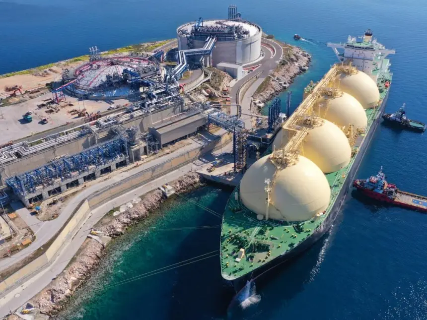 Пока Болгария платит Турции за СПГ, которого нет, та нашла у ее границ газ Пока Болгария платит Турции за СПГ, которого нет, та нашла у ее границ газ