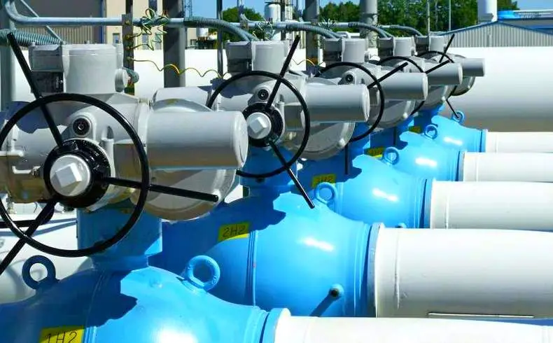 Азия подыгрывает Европе с газом Азия подыгрывает Европе с газом