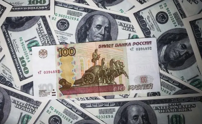 1 к 100: Лето-2025 для рубля окажется «холодным» 1 к 100: Лето-2025 для рубля окажется «холодным»