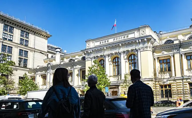 Предприниматели оценивают, что даст бизнесу снижение ключевой ставки до 18%