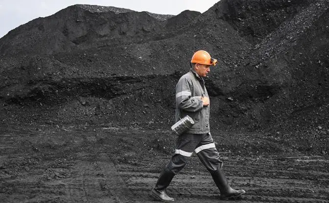 Коллапс отрасли: почему ставка на экспорт превратила горняков в «лузеров» Коллапс отрасли: почему ставка на экспорт превратила горняков в «лузеров»