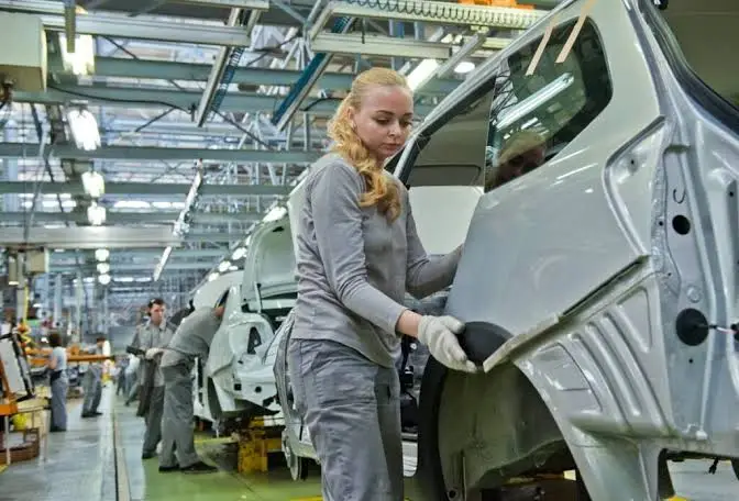 Война за авторынок: «АвтоВАЗ» идет на крайние меры, лишь бы спастись Война за авторынок: «АвтоВАЗ» идет на крайние меры, лишь бы спастись