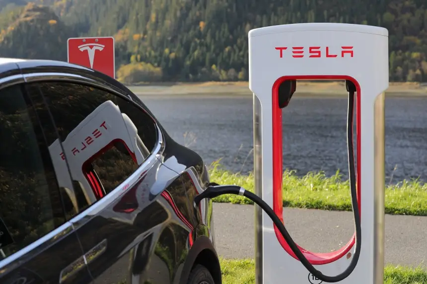 Падение компании Tesla: цена выходкам Илона Маска