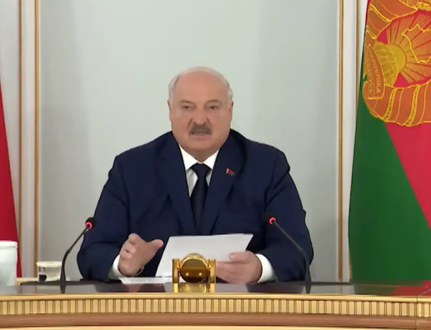 «Не шутите с урожаем – получите по ушам!»: Лукашенко взбесился на аграриев «Не шутите с урожаем – получите по ушам!»: Лукашенко взбесился на аграриев