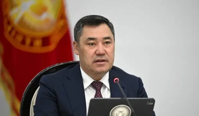 Лондон душит Бишкек: Жапаров резко отреагировал на решение британцев Лондон душит Бишкек: Жапаров резко отреагировал на решение британцев