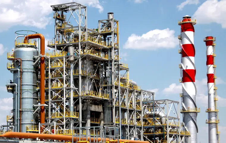 Китайские НПЗ бьют по американской нефти