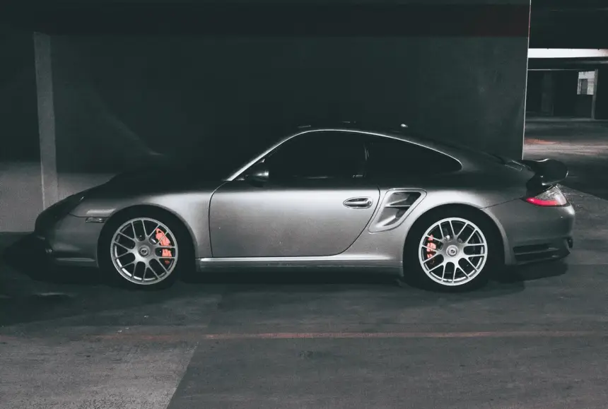 Роскошь Porsche наносит материнской VW сокрушительный удар на 6 миллиардов долларов Роскошь Porsche наносит материнской VW сокрушительный удар на 6 миллиардов долларов