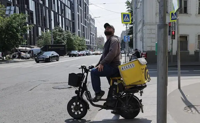 Катастрофа завтрашнего дня: Россия — страна безработных курьеров Катастрофа завтрашнего дня: Россия — страна безработных курьеров