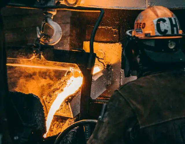 Урал лихорадит: металлургический завод остановит производство в Аше Урал лихорадит: металлургический завод остановит производство в Аше