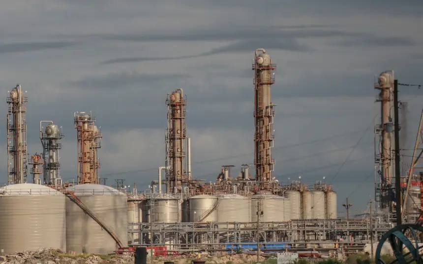 Китай рекордно расширил пещеры ПХГ и может «добывать» газ оттуда как из месторождений Китай рекордно расширил пещеры ПХГ и может «добывать» газ оттуда как из месторождений