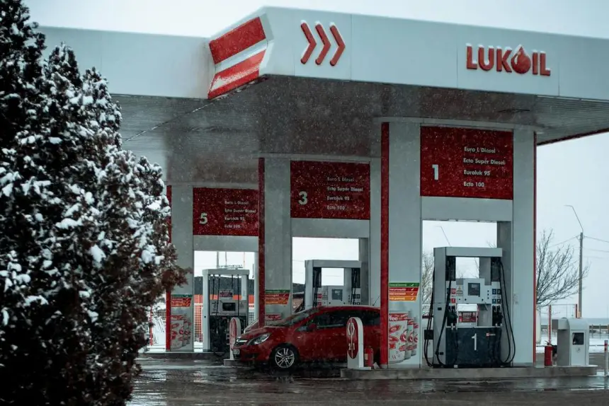 Нет будущего: государству придется приютить «Лукойл», теряющего $14 миллиардов