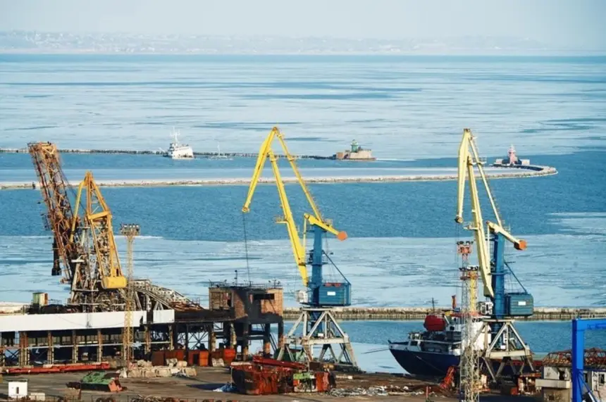 Новая Россия: Мариупольский порт станет международным