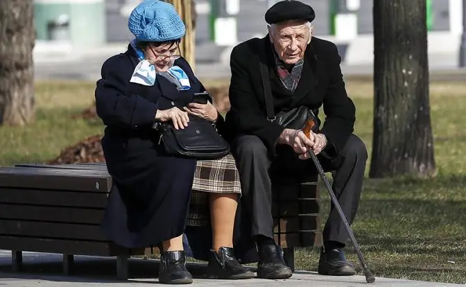 Во Франции пенсионную реформу откатили назад, но почему?