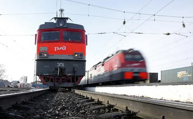 Фирменным поездам разрешили взлет цен. Откуда у РЖД вагон убытков