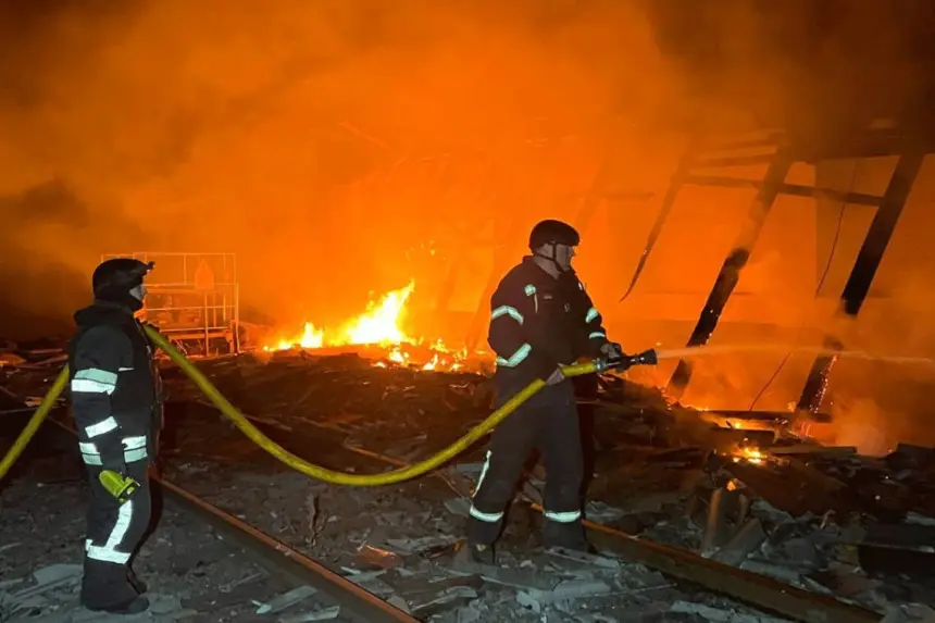 Решение о погружении Украины во тьму принято. ВСУ лишают тыла