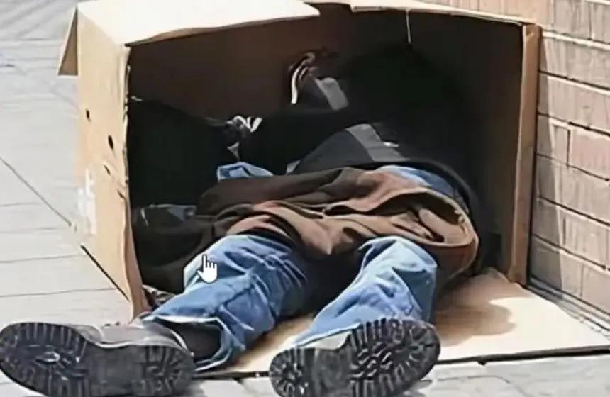 На Украине собрались выгонять должников на улицу