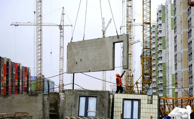 «Вторичку» усиленно гробят и мошенники, и суды, и застройщики