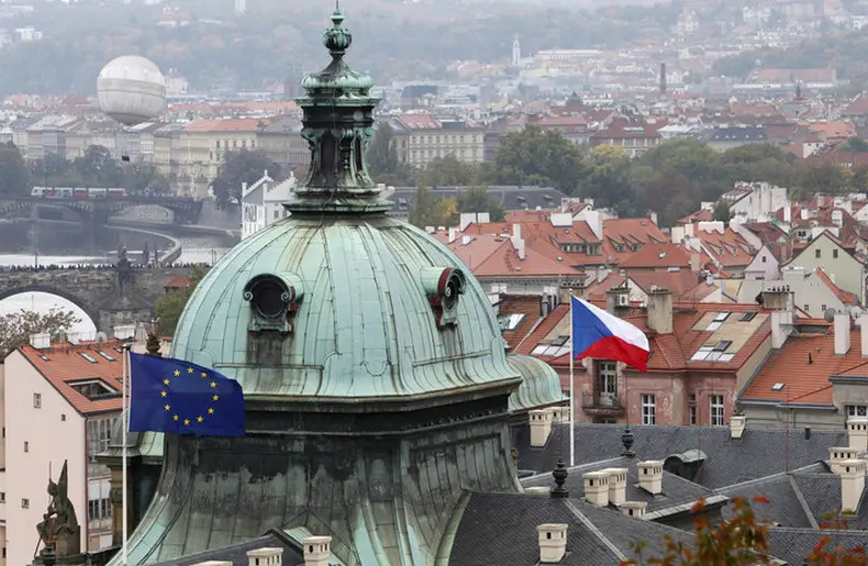 В Чехии объяснили продолжающуюся торговлю с РФ: это во вред Москве