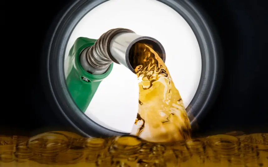 В России стало много бензина: власти думают разрешить экспорт