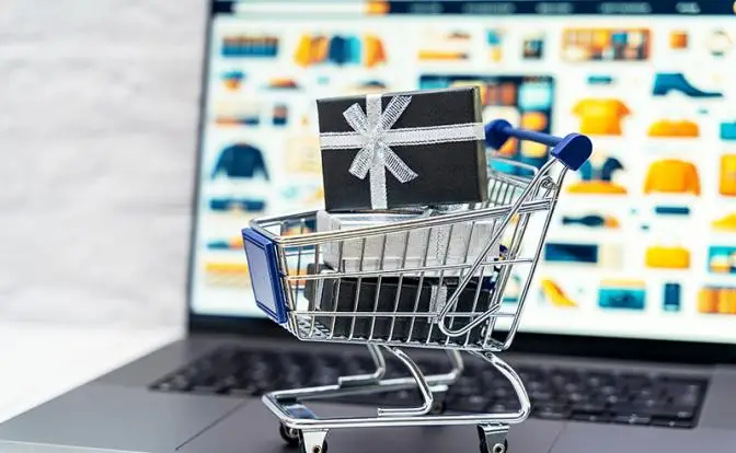 Откусит ли Греф кусок пирога у маркетплейсов?