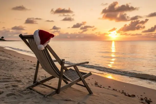 Россияне штурмуют вылеты: заграница дорожает, но народ ломится как никогда