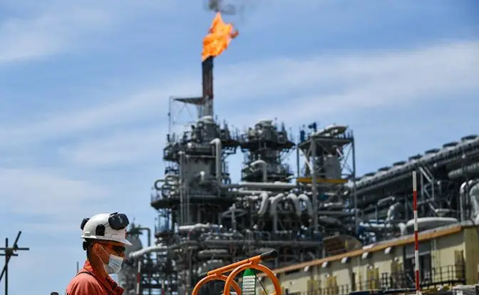 Рекорды не радуют: Санкции превратили российский газ в «бюджетный» товар