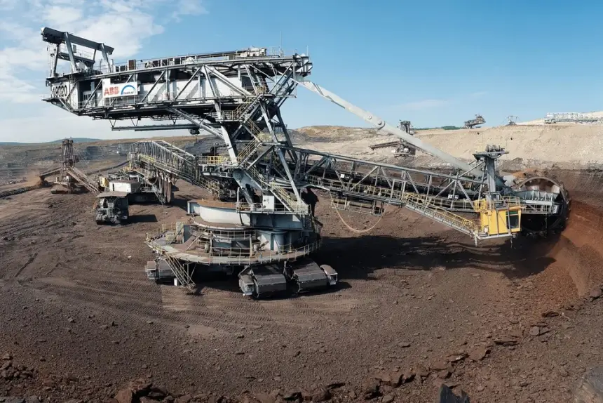 В Казахстане накаляется противостояние между Китаем и Западом