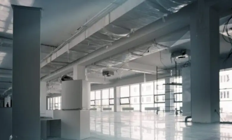 Обвал рынка на треть: промышленные площади Петербурга и Ленобласти опустели