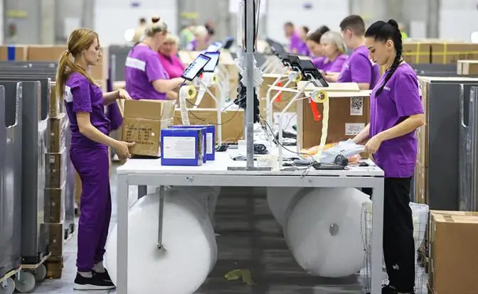 Магазины и банки против маркетплейсов: чем все закончится