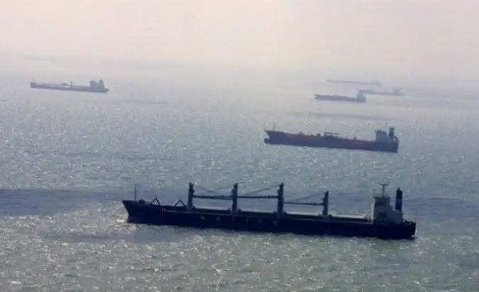 Российская нефть столпилась у берегов Китая