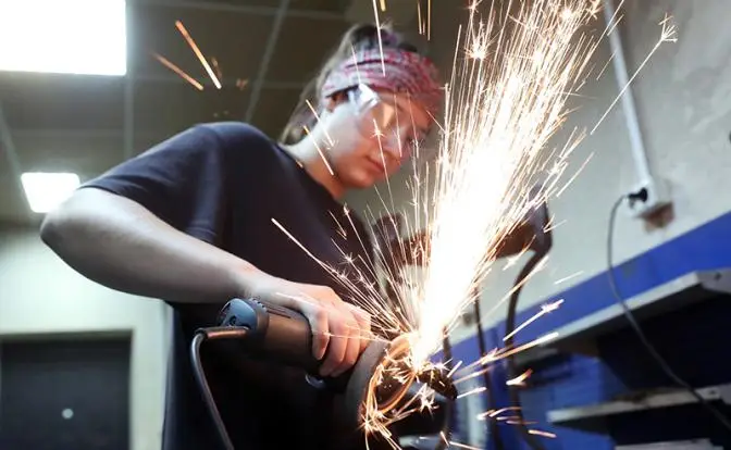 Женщинам дадут больше прав в выборе работы