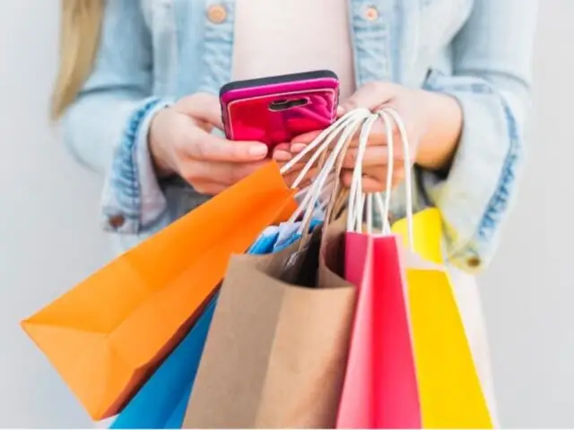 На удочке маркетологов: выяснились причины импульсивных трат россиян