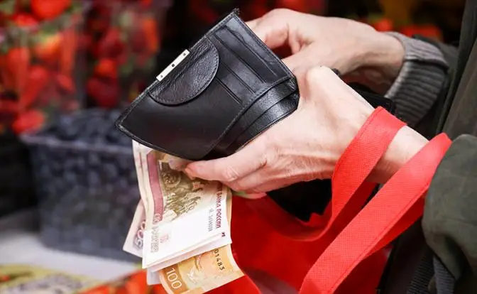 Росстат убеждает, что пропасть между бедными и богатыми уже меньше