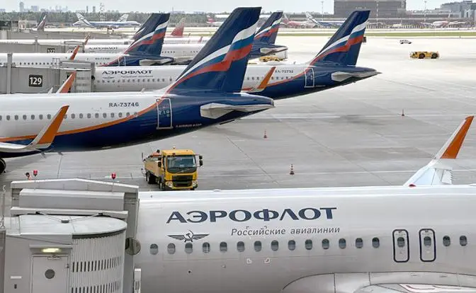 В 2026 году мы потеряем более сотни пассажирских самолётов. На чём летать?