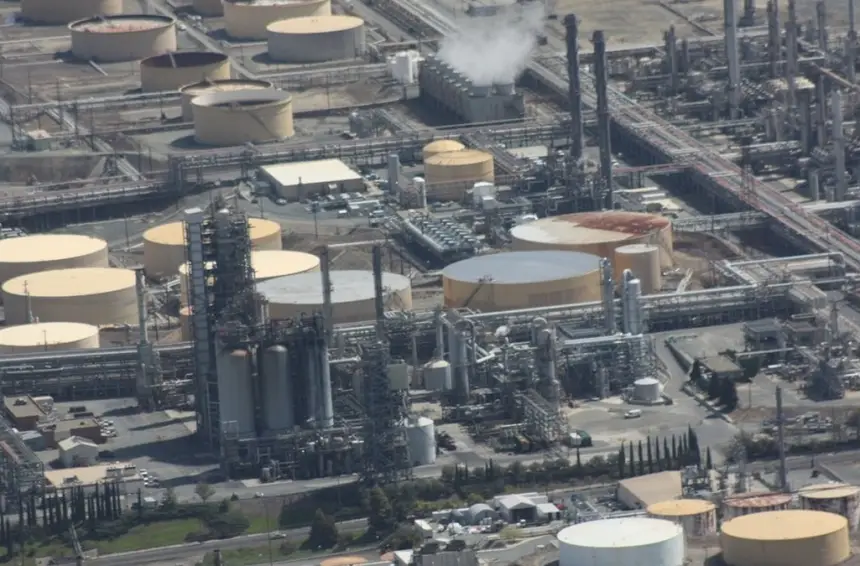 Справились без Запада: экспорт дизеля из России внезапно резко вырос