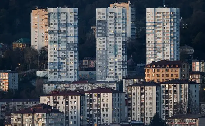 Новостройки большинству не по карману, а теперь и «вторичка» взлетела