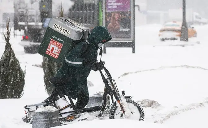 Курьерская доля: Почему россияне уже не спешат «зашибить большую деньгу»