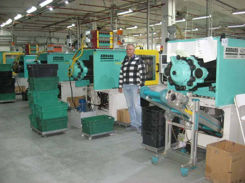 Бизнес-битва в Петербурге: создатель зубной щётки подал полторы сотни исков