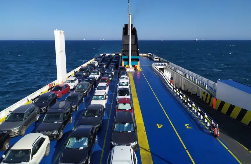 Китай перекрыл схемы по поставке иномарок в Россию