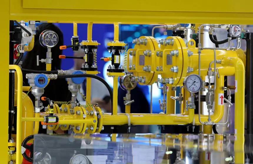 Зима всё злее, а газа нет: немцы удивлены заполненностью газохранилищ