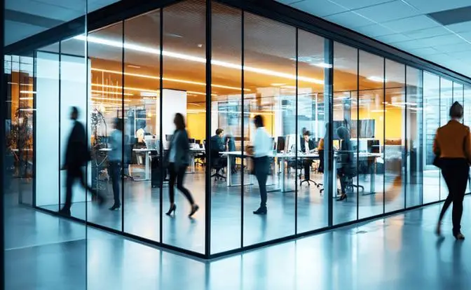 Россию ждет крутой замес из дефицита кадров, дорогих кредитов и «цифры»