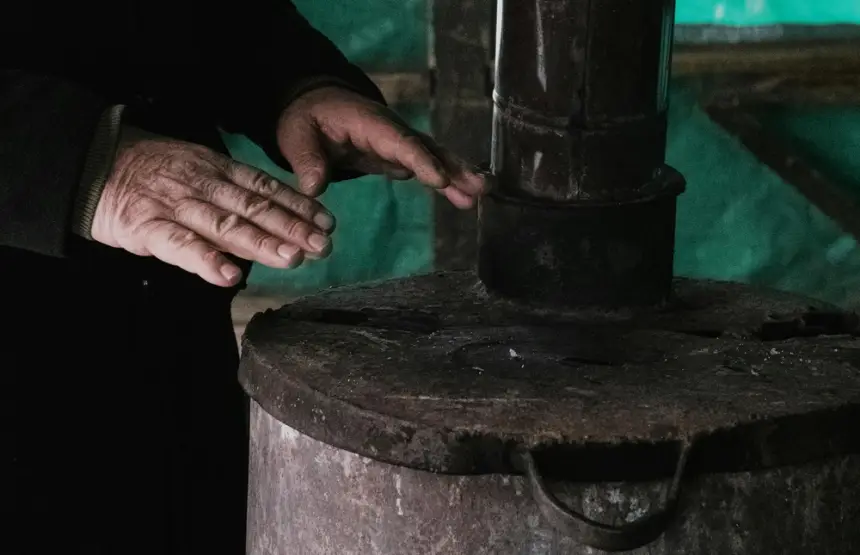 Еще даже не стреляли: в Риге в многоэтажках от мороза лопнули трубы