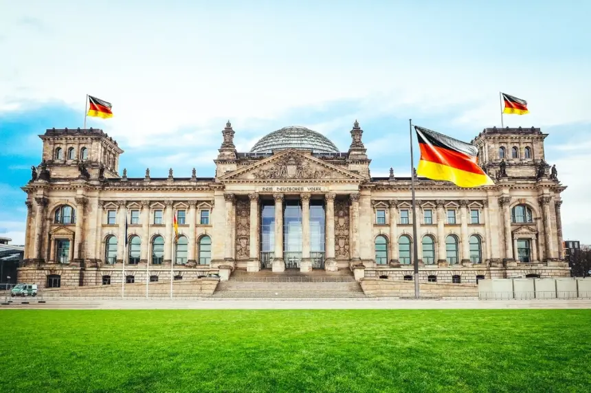 Оттолкнулись от дна: экономика Германии растет впервые с 2022 года