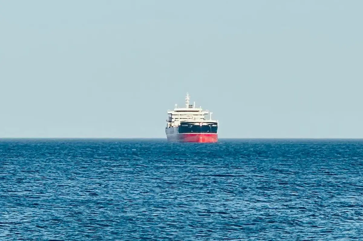 Последний шанс: российский танкер завернули, РФ не доставила топливо на Кубу