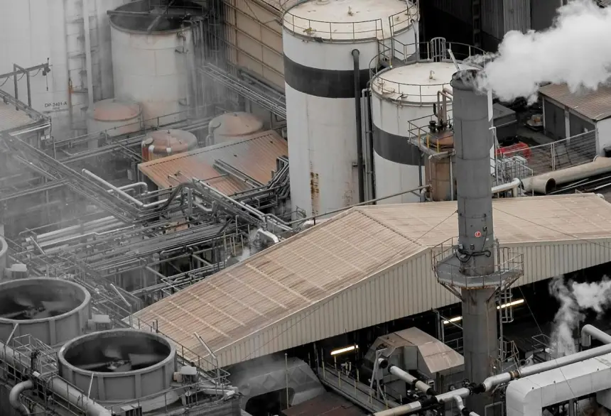 ИИ загоняет ядерную угрозу на немыслимые километры под землю