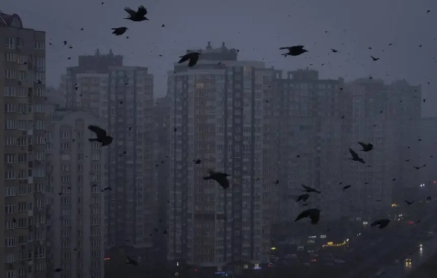 Блэкаут даже в Молдове, а Украина снова без электричества