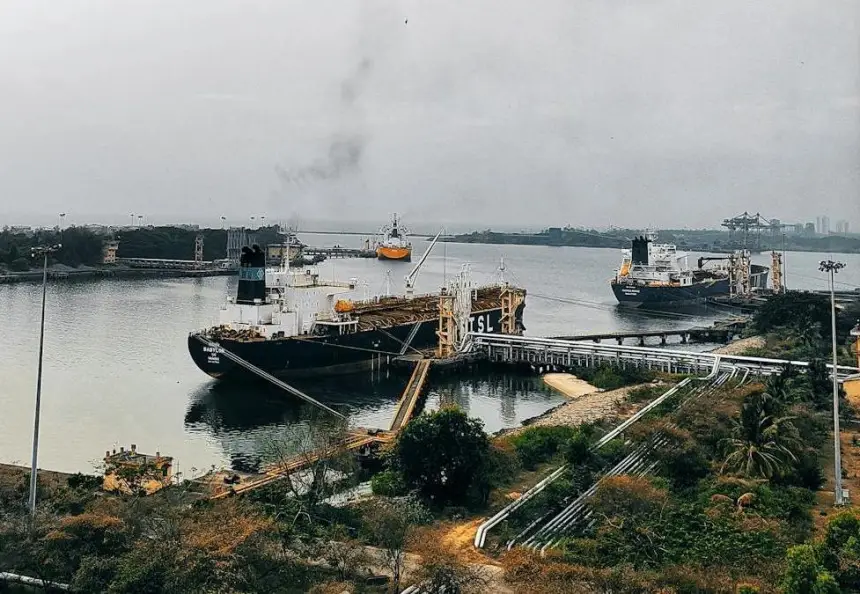 Надежда говорит по-китайски: КНР вмешивается на фоне отказа Индии от нефти РФ