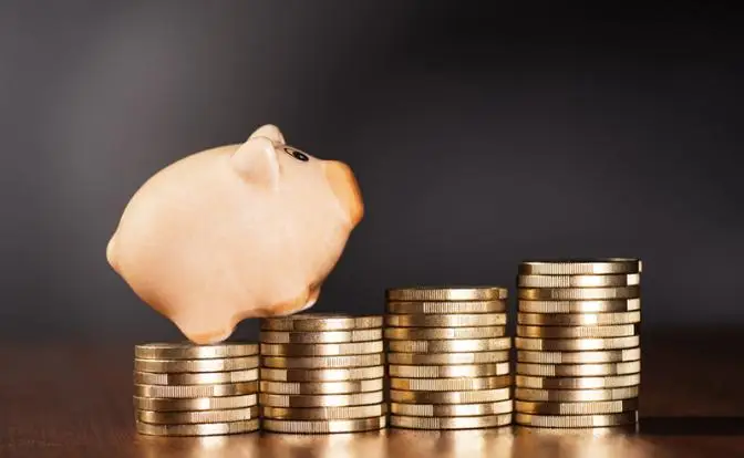 Золото, акции, вклады в банк. Где выгоднее всего сейчас деньги держать?