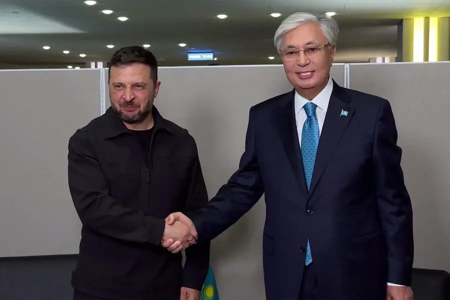 Стиснув зубы: Казахстан терпит убытки от ударов беспилотников ВСУ и молчит